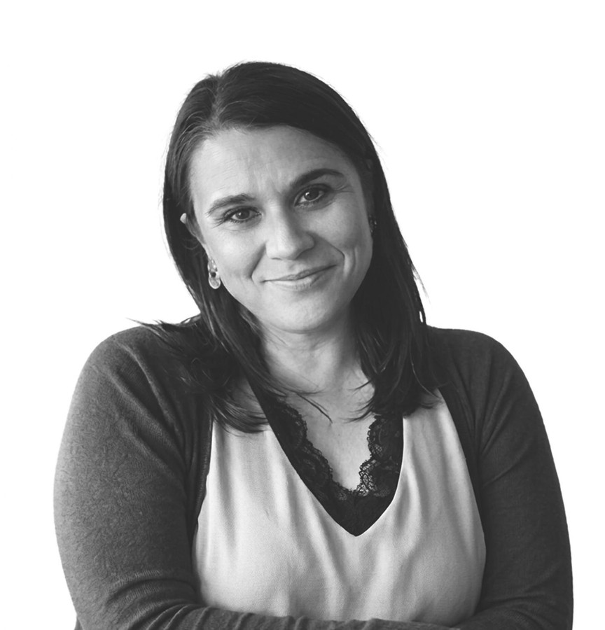 Black-and-white portrait of Luísa Azevedo